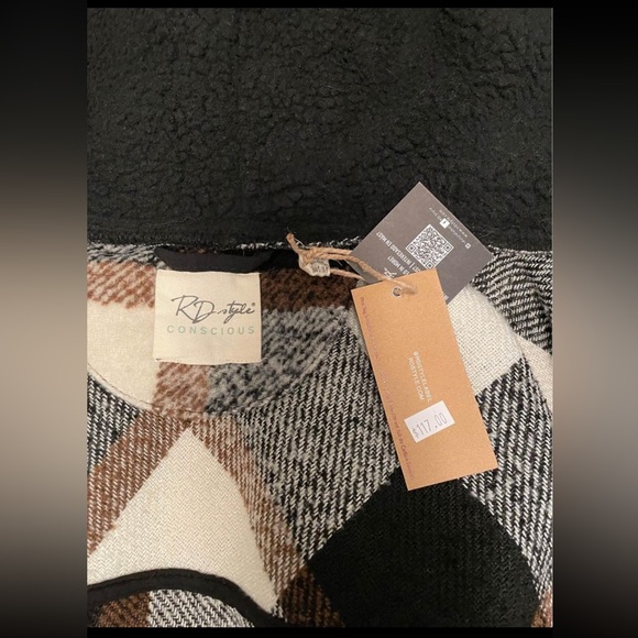 RD style conscious hooded shacket - Picture 2 of 2